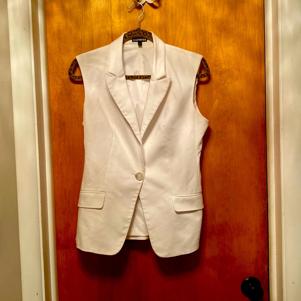 Express Vest